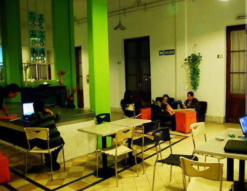 06 Central Hostel *